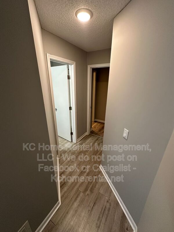 Building Photo - 12013 W 58th Pl