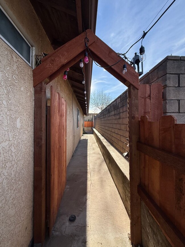 Building Photo - NEW Beautiful 3 Bedroom 1 Bath ADU - Furnished (Unfurnished Negotiable)