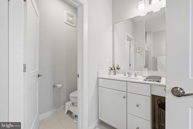 Building Photo - 44617 Wolfhound Sq