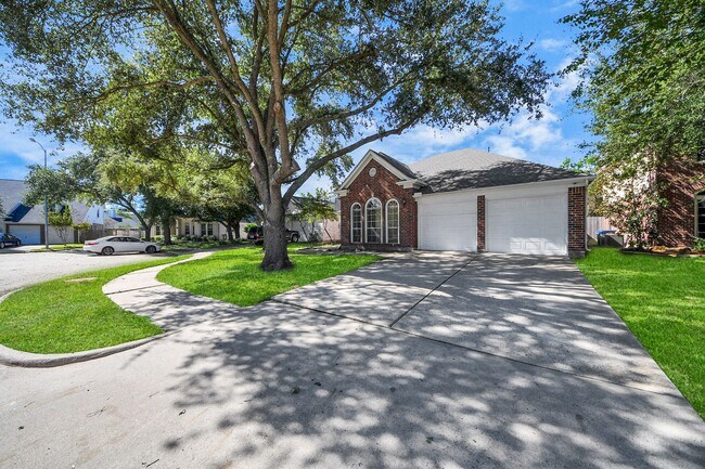 Building Photo - 7207 Glenbank Way