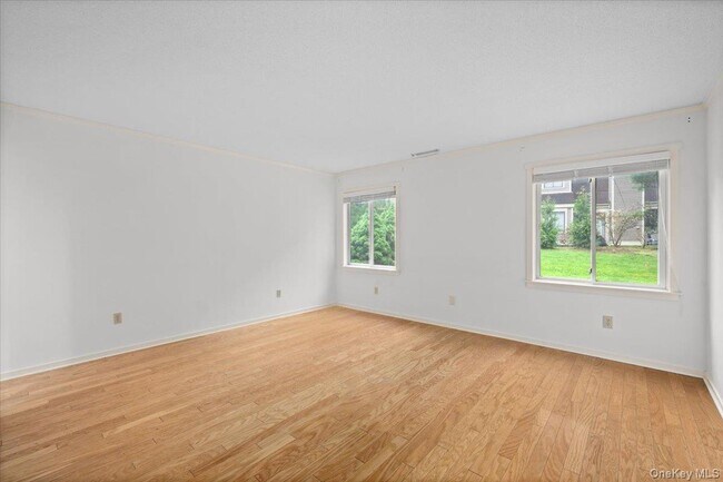 Building Photo - 605 A Heritage Hls