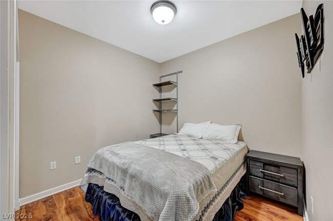 Building Photo - 4575 Dean Martin Dr