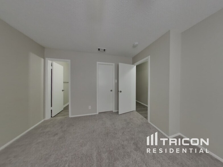 Building Photo - 6854 Eden Grove Dr