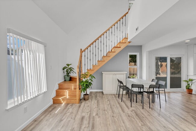 Building Photo - 5028 Halwell Dr