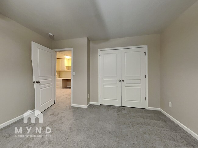 Building Photo - 11718 Sweetbriar Ridge Dr