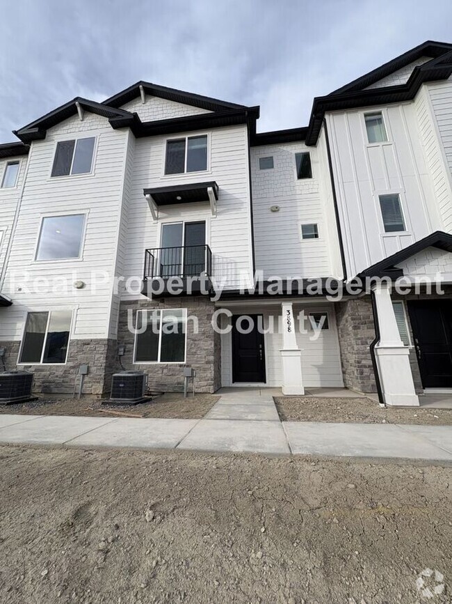 Building Photo - Brand New Eagle Mountain Townhome!