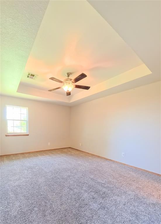 Building Photo - 504 Quail Run N