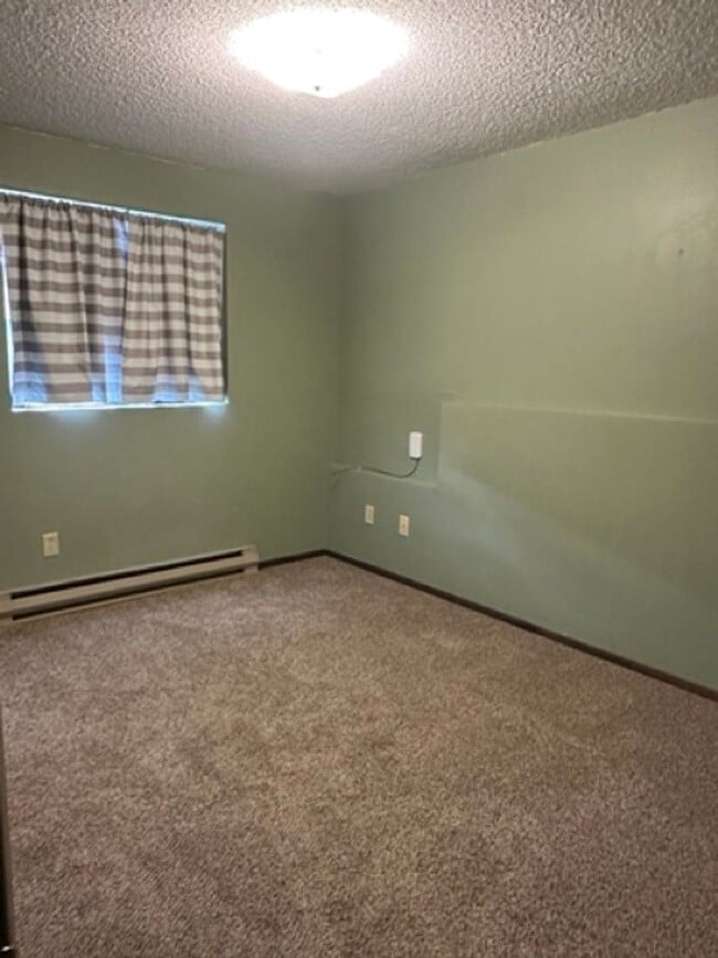 Building Photo - Downtown Cheney Duplex