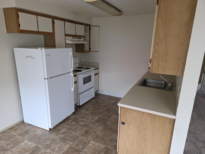 Building Photo - 1145 D St