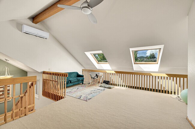 Building Photo - 3644 Hazelwood Ct