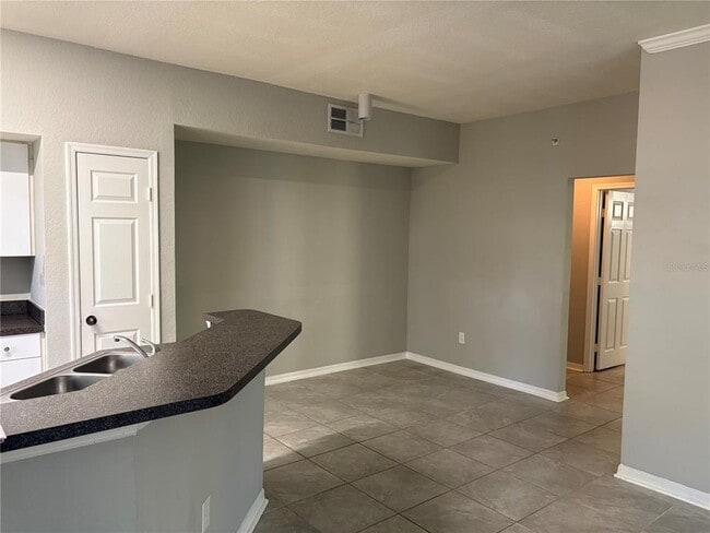 Building Photo - 6408 Raleigh St