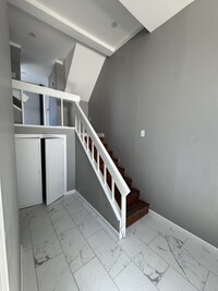 Building Photo - 30 Davis St