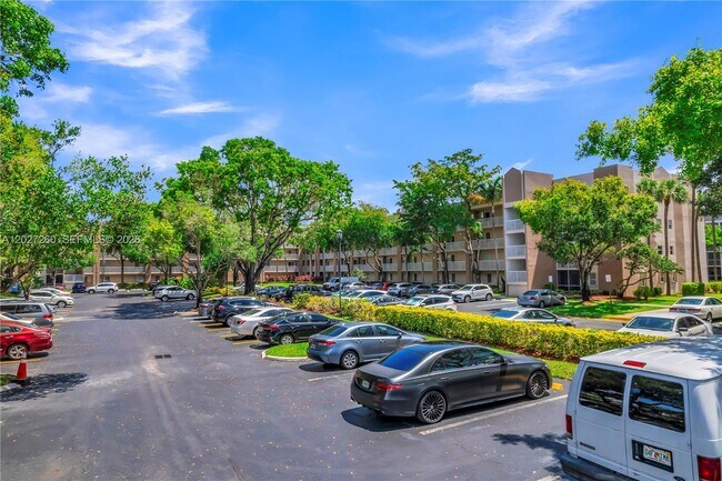 Building Photo - 9511 Weldon Cir