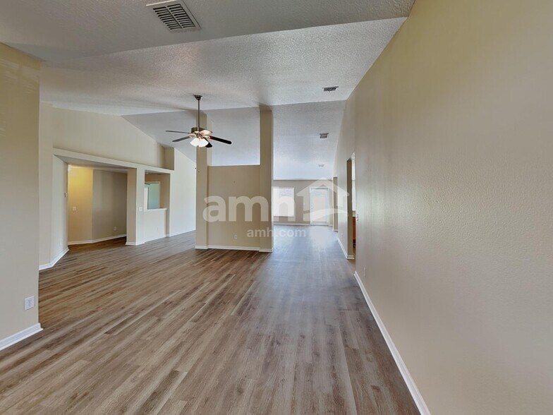 Building Photo - 543 Hearthglen Blvd