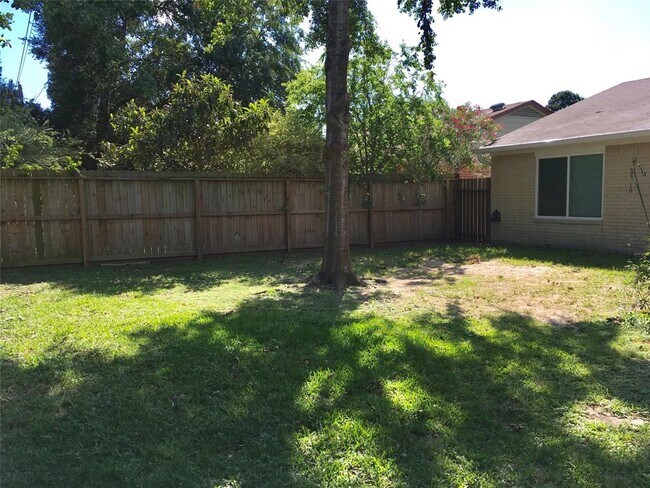Building Photo - 723 Red Rock Canyon Dr