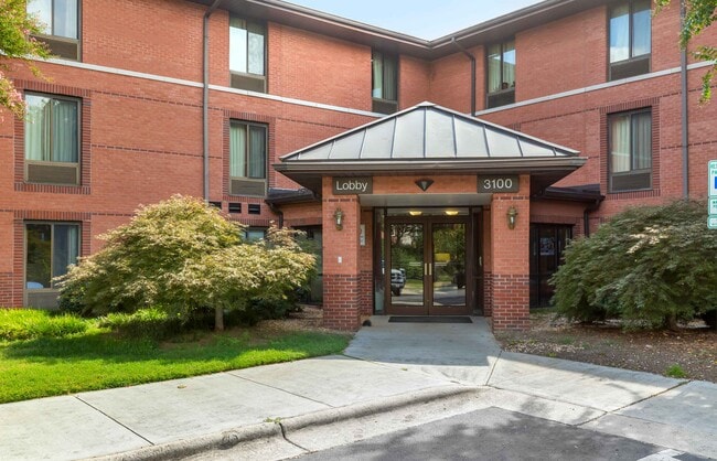 Building Photo - 3100 Regency Pkwy