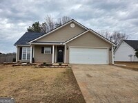 Building Photo - 14 Huntington Dr