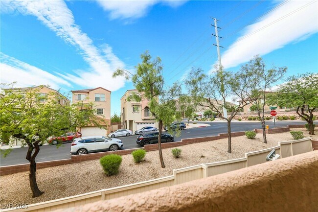Building Photo - 10633 W Double Spring Ct