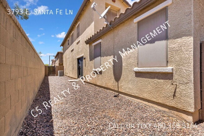 Building Photo - 3793 E Santa Fe Ln