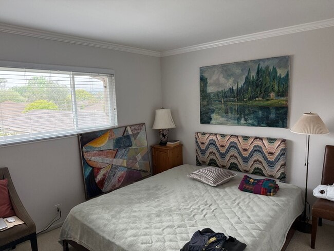 Building Photo - Spacious 2 BED/ 1.5 BATH in Encino Royal (...