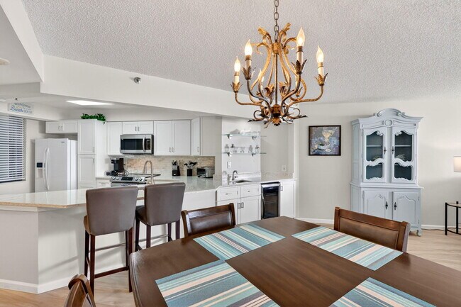 Building Photo - 9650 S Ocean Dr