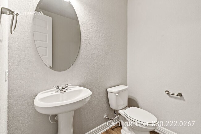 Building Photo - 29003 Throssel Ln