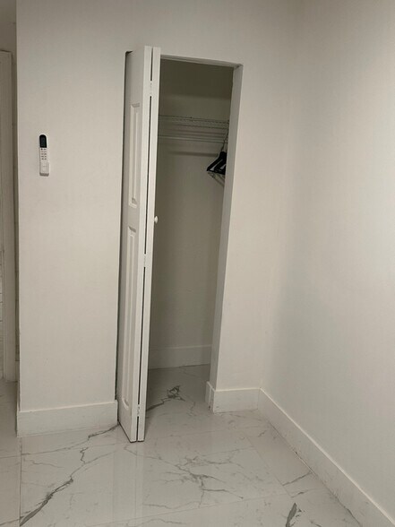 Building Photo - 1020 NW 55th St