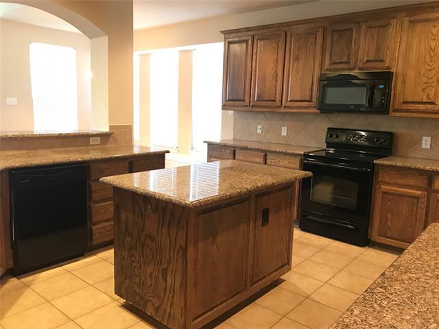 Building Photo - 843 Lake Forest Trl