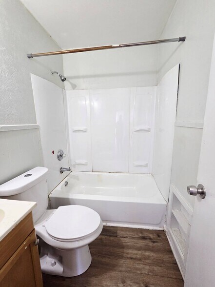 Building Photo - 1510 Sycamore St