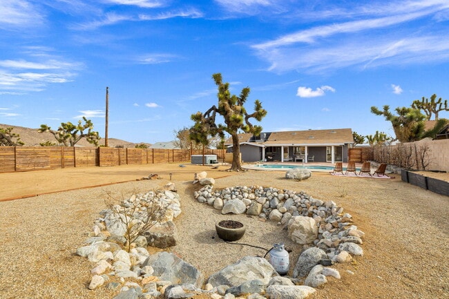 Building Photo - 7552 Elk Trail