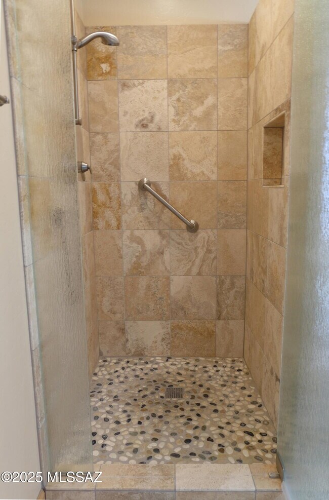 Building Photo - 6831 W Rifle Way
