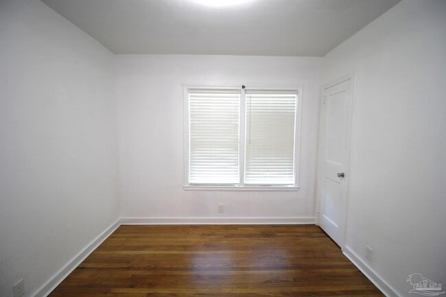 Building Photo - 315 Flannan Rd