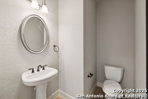 Building Photo - 18530 Canoe Brk