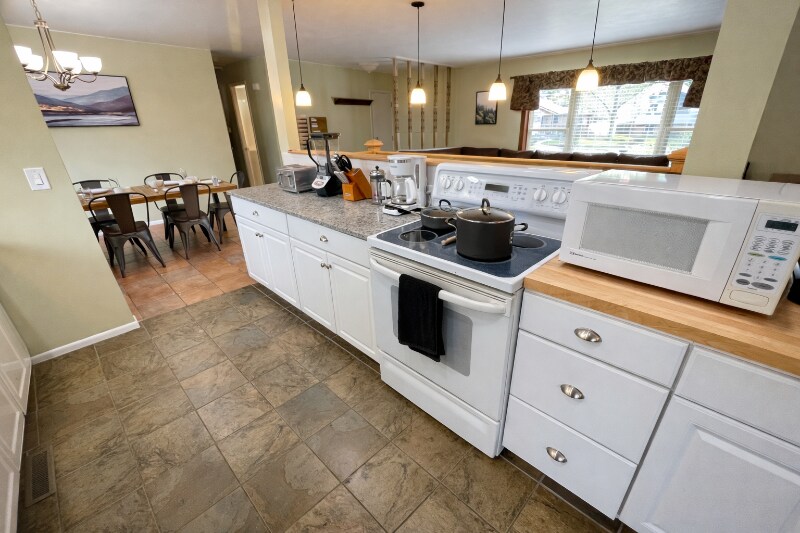 Building Photo - 6550 Tabor St