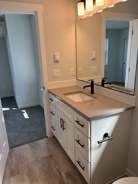 Building Photo - 518 E Sunset Dr