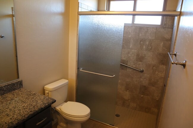 Building Photo - A Home You Have To See To Believe!!!