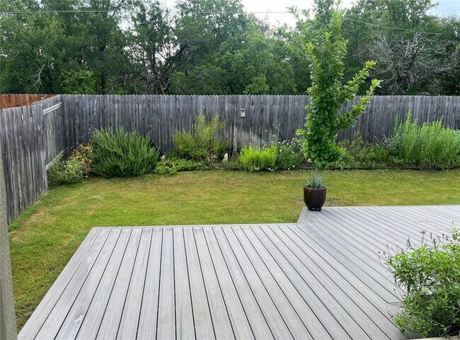 Building Photo - Charming 1-story home in South Austin!