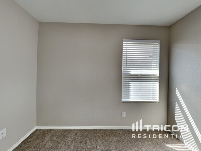 Building Photo - 9716 Marbach Brk