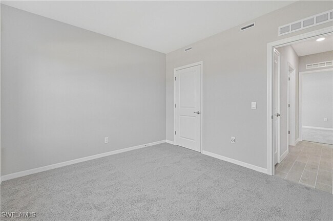 Building Photo - 44633 Palm Frond Dr