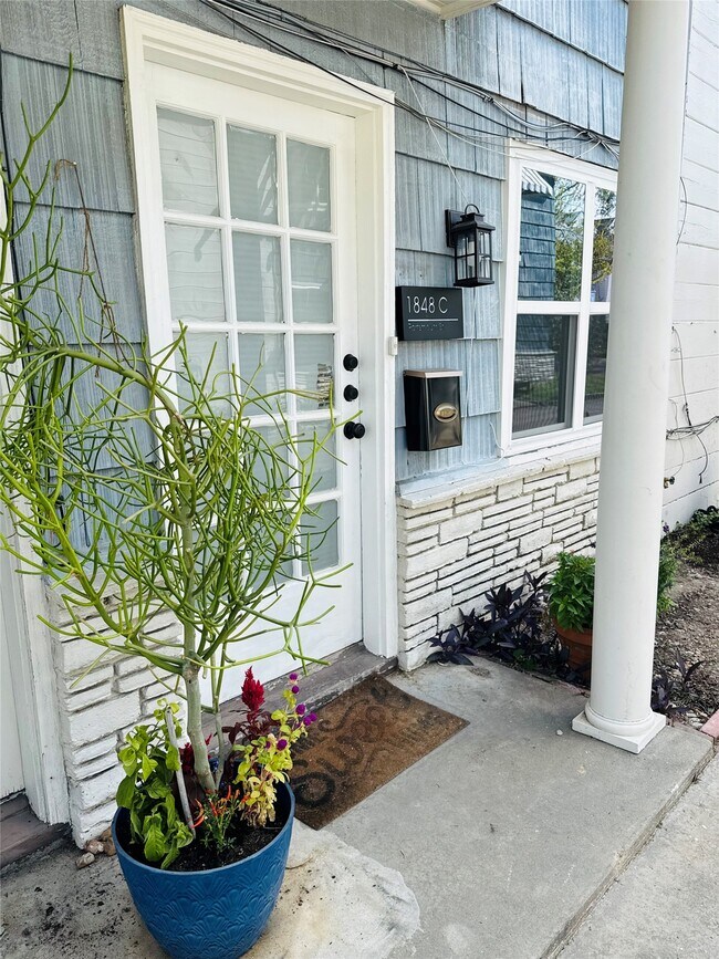 Building Photo - 1848 Portsmouth St