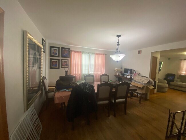 Building Photo - 468 Avenue A