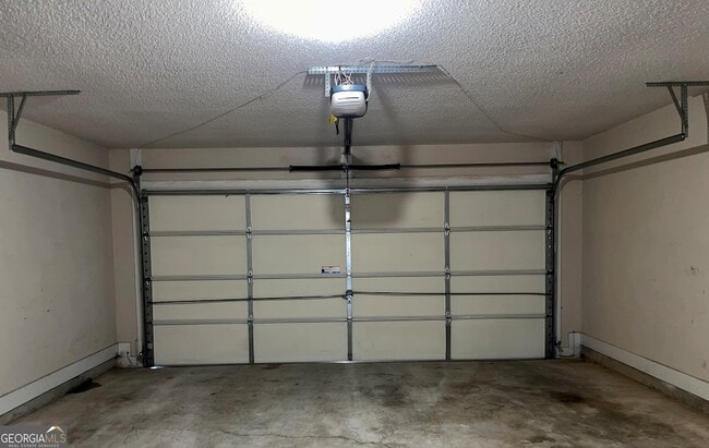 Building Photo - 2831 Amerson Ct