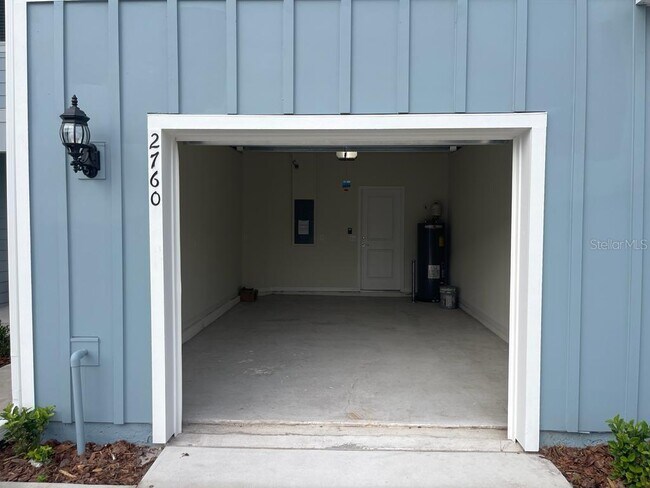 Building Photo - 2760 Bright Bird Ln