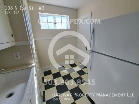 Building Photo - 108 N 1st St