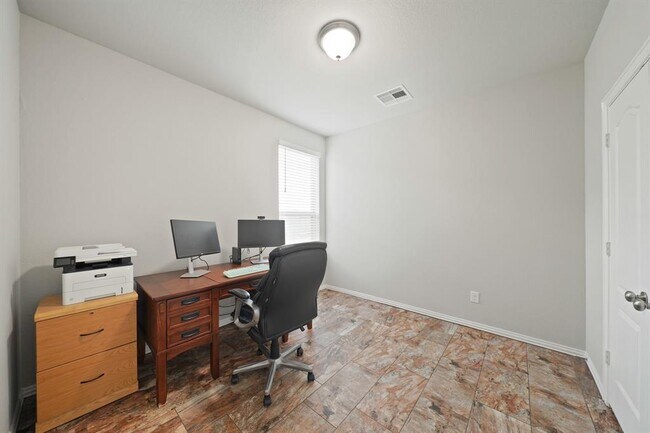 Building Photo - 7410 Arabian Moon Trail