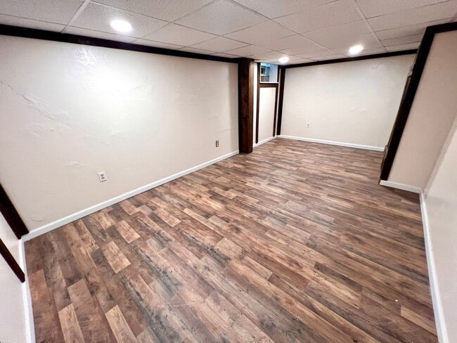 Building Photo - Pittsburgh - 3 Bedroom 1.5 Bathroom - Stunning Home