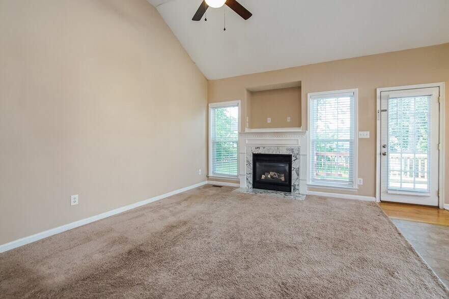 Building Photo - 7137 Spanglers Spring Way