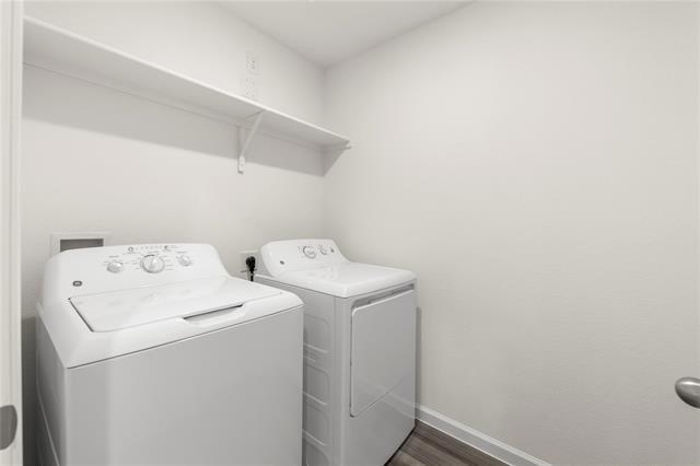 Building Photo - 209 Bradford Dr