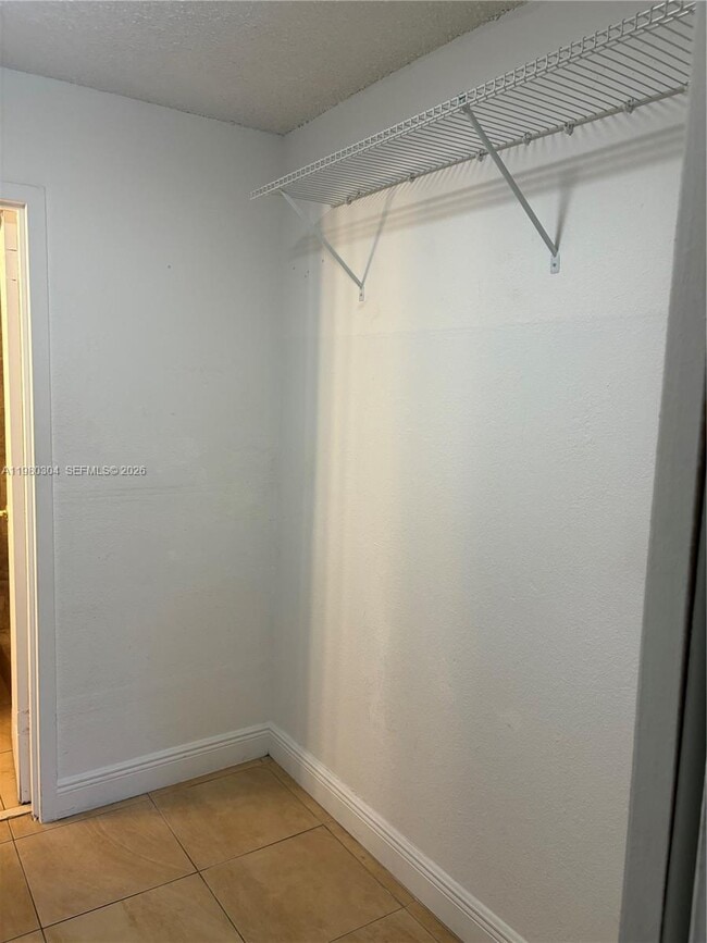 Building Photo - 1800 Sans Souci Blvd