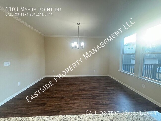 Building Photo - 1103 Myers Point Dr